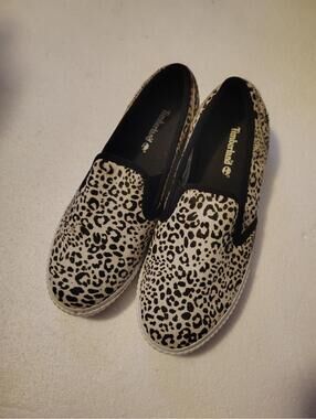 Timberland Skyla Bay Slip On Leopard Leather Womens 9 Medium  TB-0A2GWH-BX3